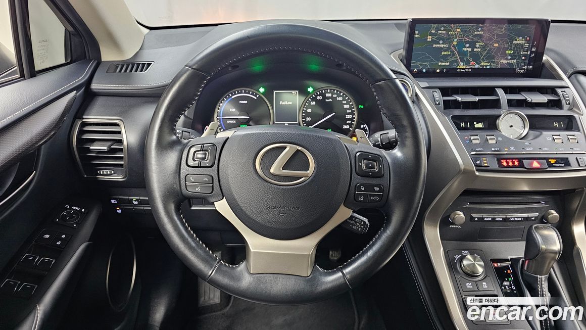 Lexus NX 2019