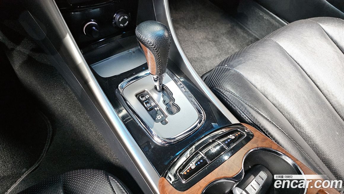 KG_Mobility_Ssangyong Chairman 2013