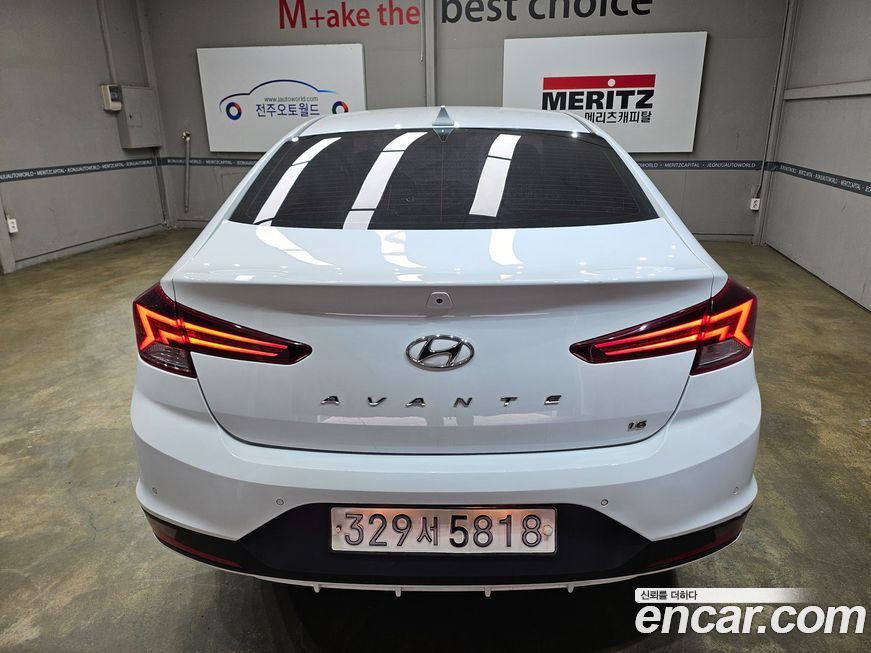 Hyundai AVANTE 2020