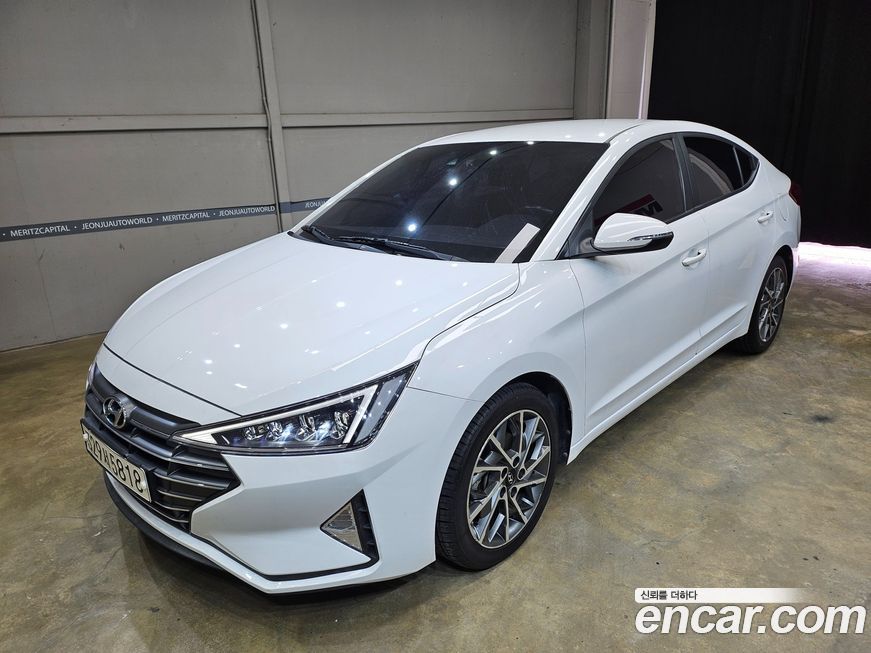 Hyundai AVANTE 2020