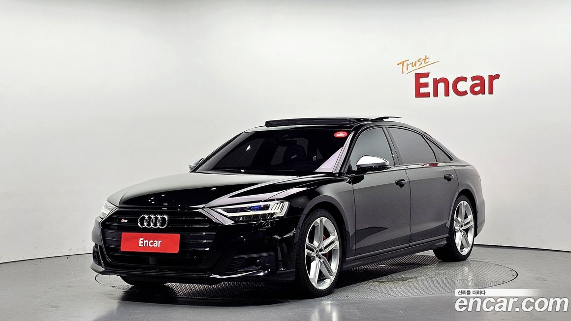 Audi S8 2021