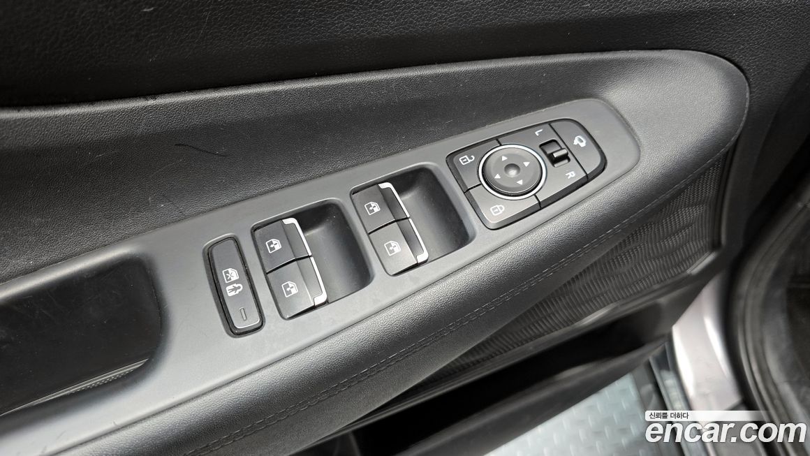 Hyundai Santafe 2022