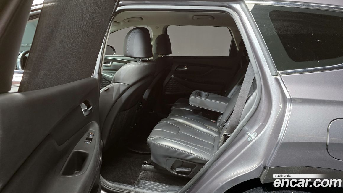 Hyundai Santafe 2022