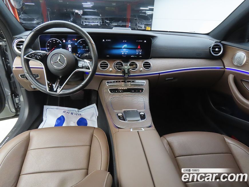 Mercedes-Benz E-Class 2021