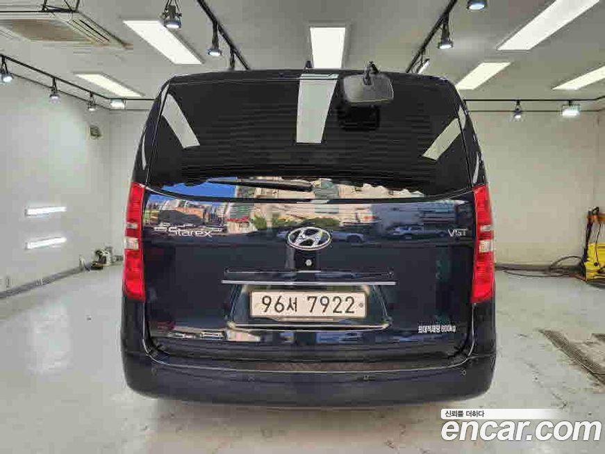 Hyundai Starex 2021