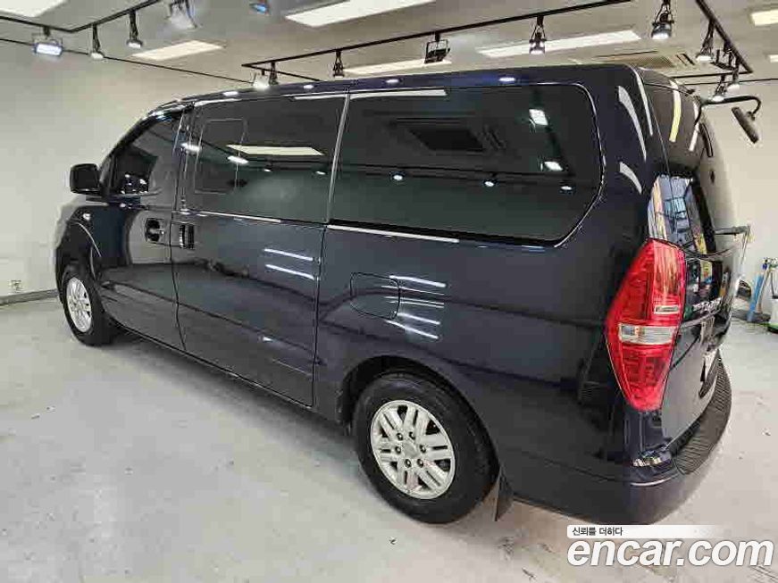 Hyundai Starex 2021