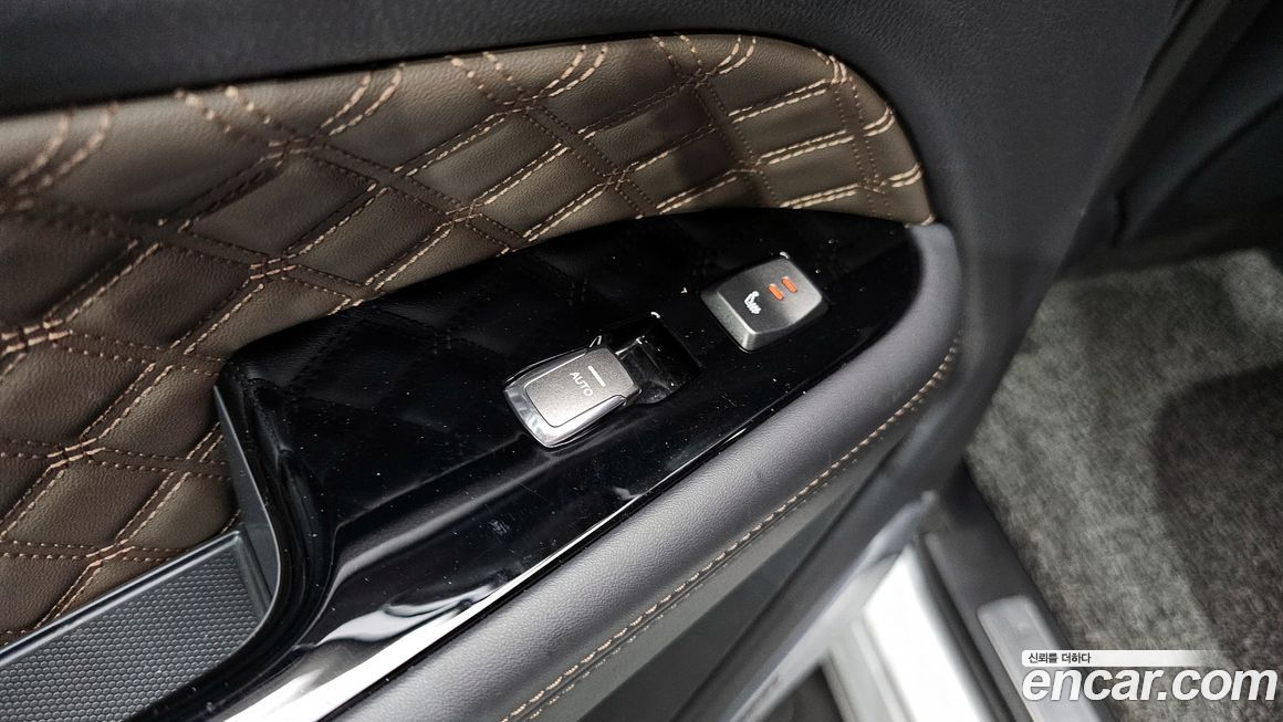 KG_Mobility_Ssangyong Rexton 2021