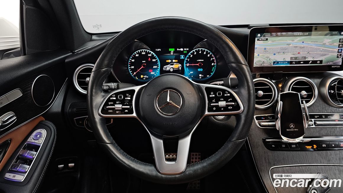 Mercedes-Benz GLC-Class 2021