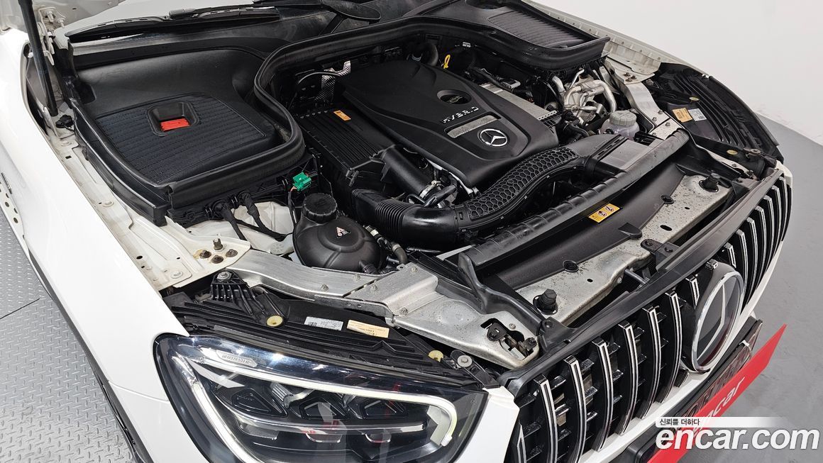 Mercedes-Benz GLC-Class 2021