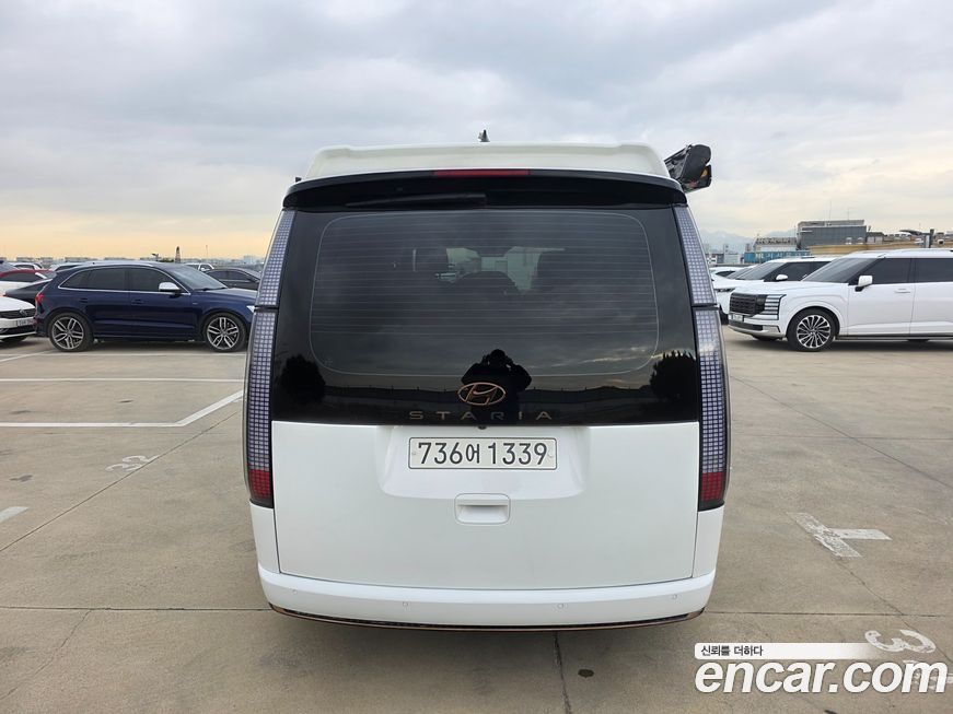 Hyundai Staria 2023