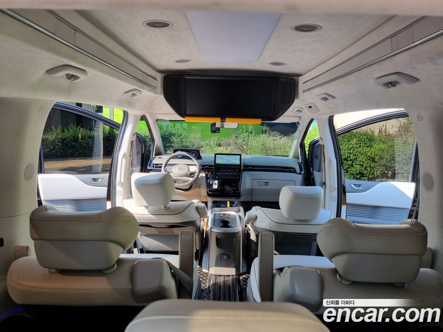 Hyundai Staria 2023
