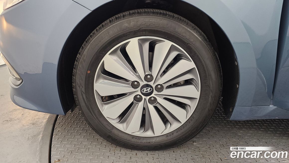 Hyundai Grandeur 2015