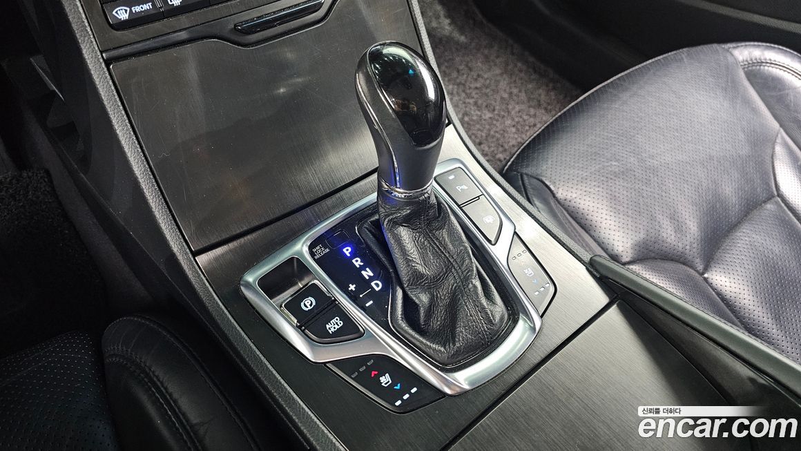 Hyundai Grandeur 2015