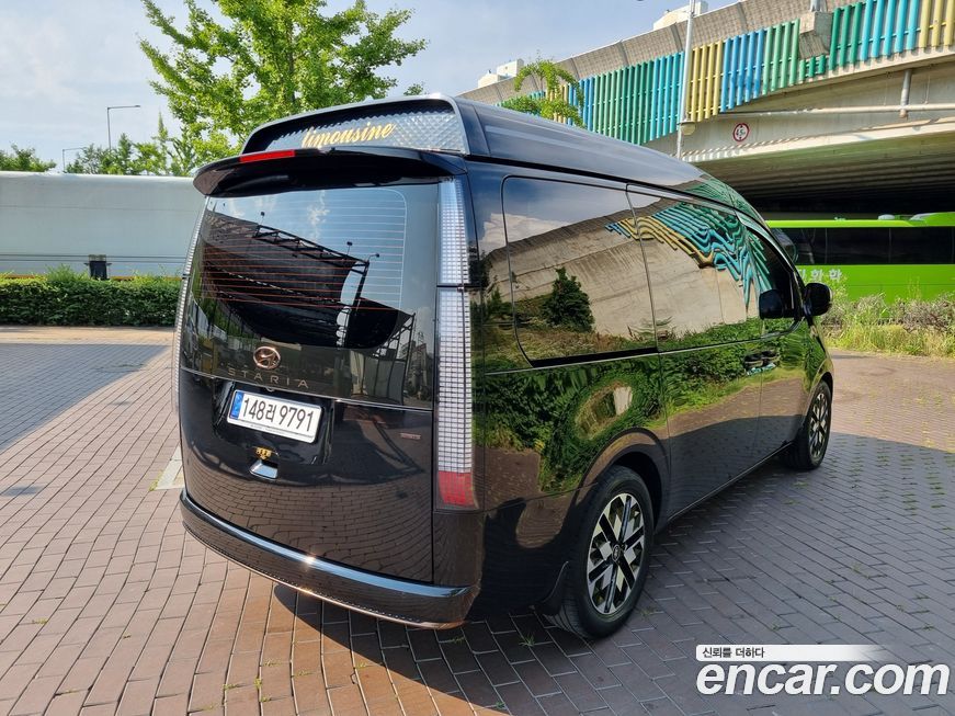 Hyundai Staria 2023