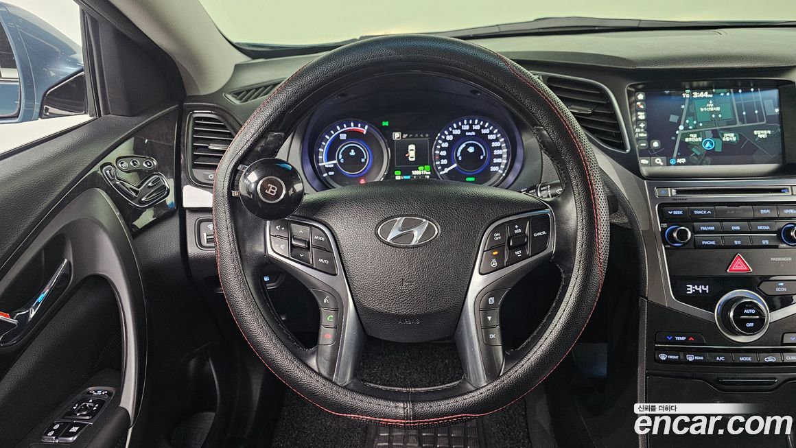 Hyundai Grandeur 2015