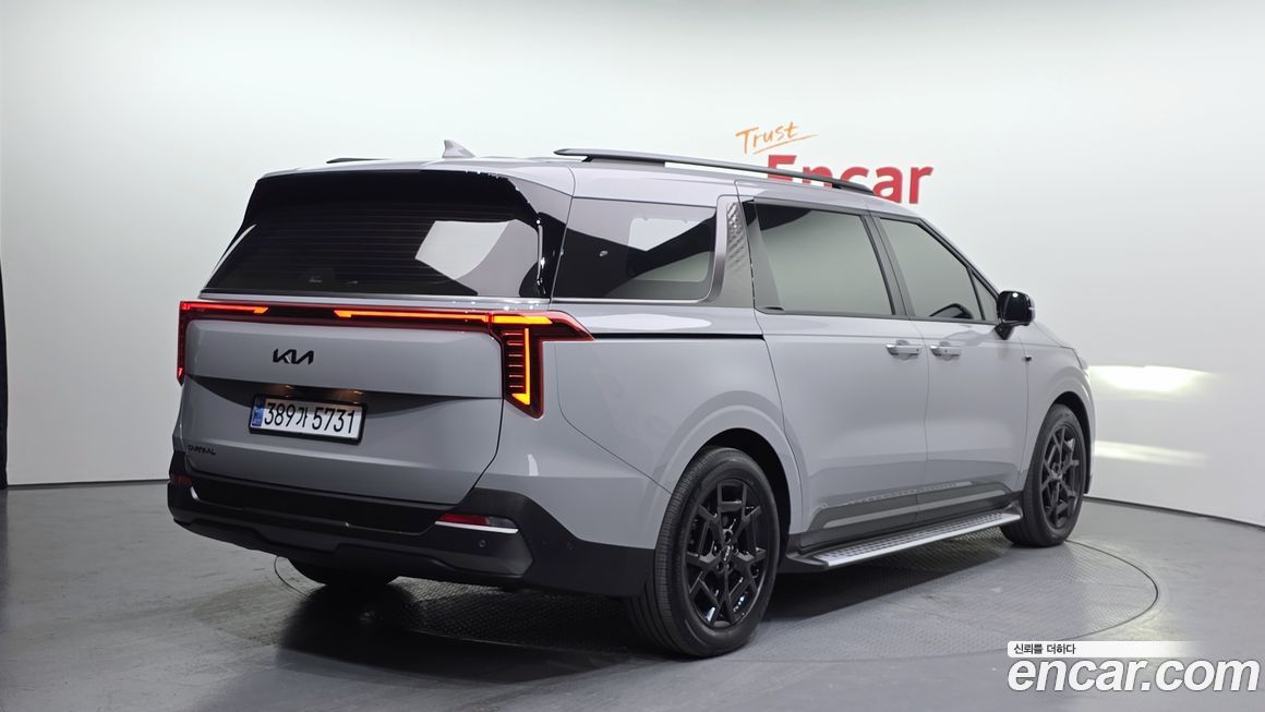 Kia Canival 2025
