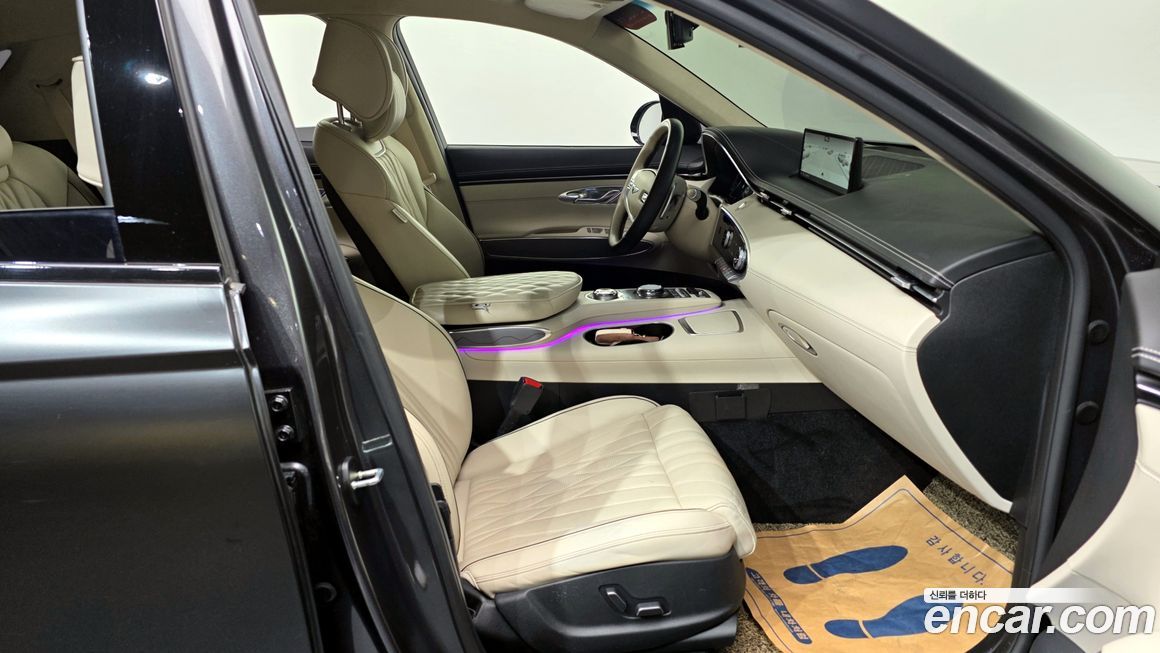Genesis GV70 2023