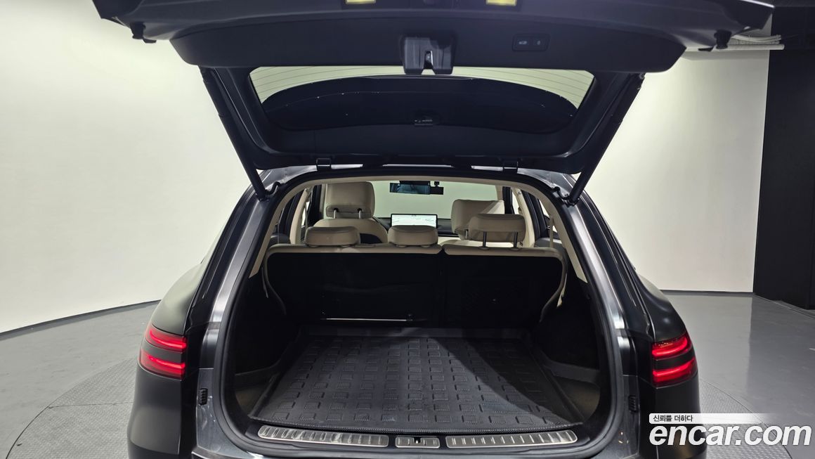 Genesis GV70 2023