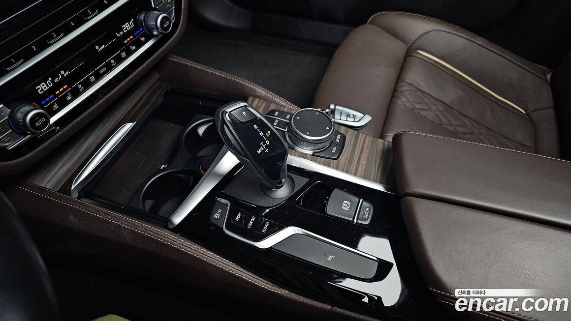 BMW 5-Series 2020