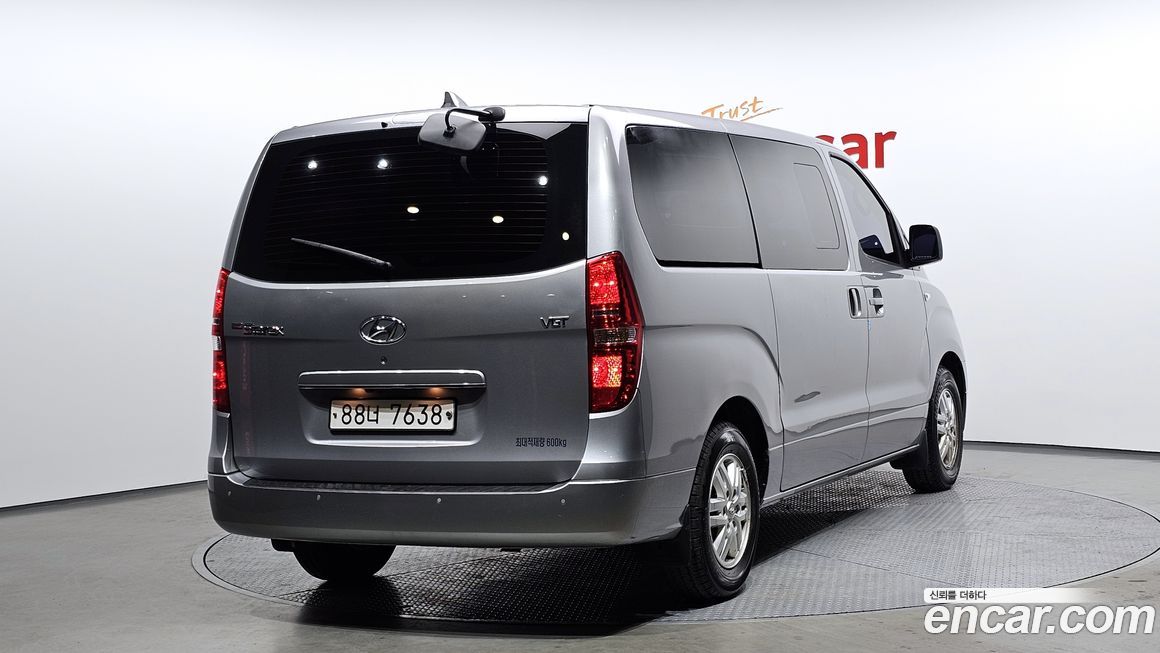 Hyundai Starex 2017
