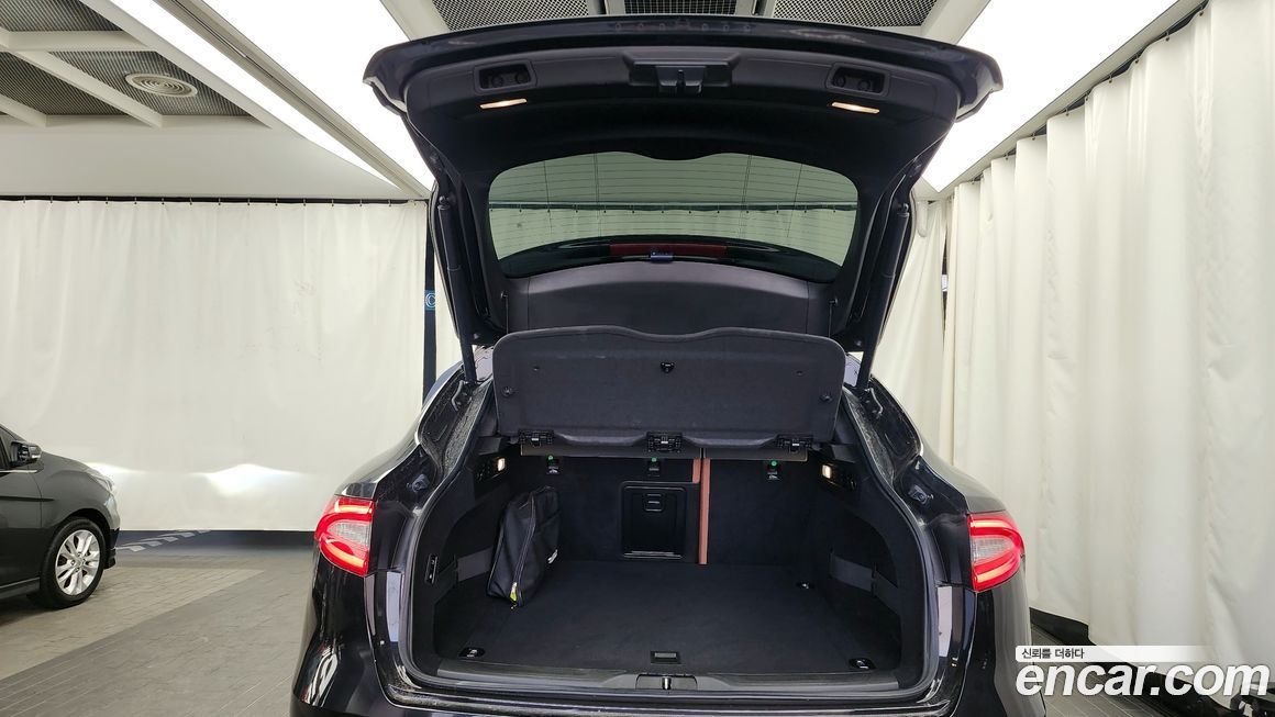 Maserati Levante 2019