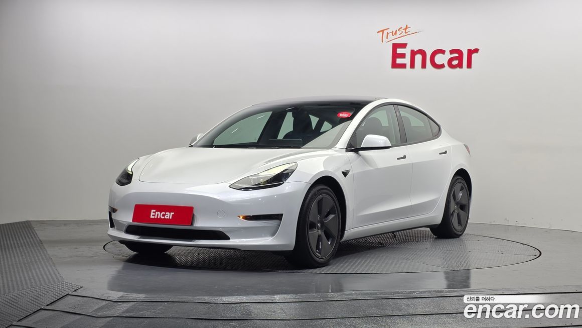Tesla Model 3 2023