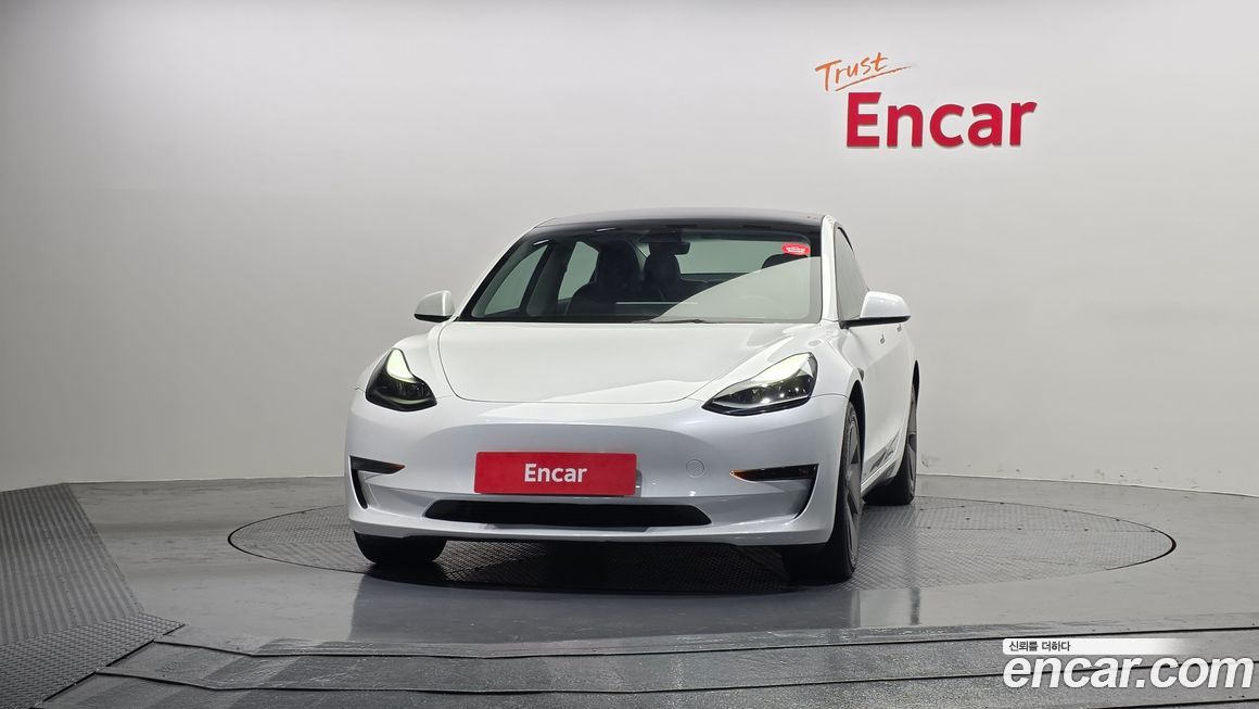 Tesla Model 3 2023