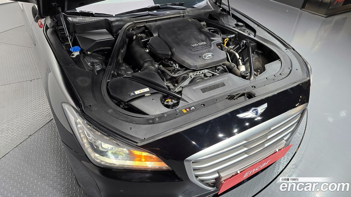 Hyundai Genesis 2016