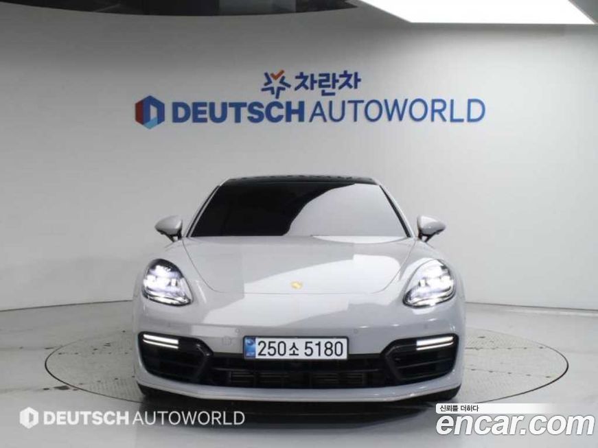 Porsche Panamera 2018