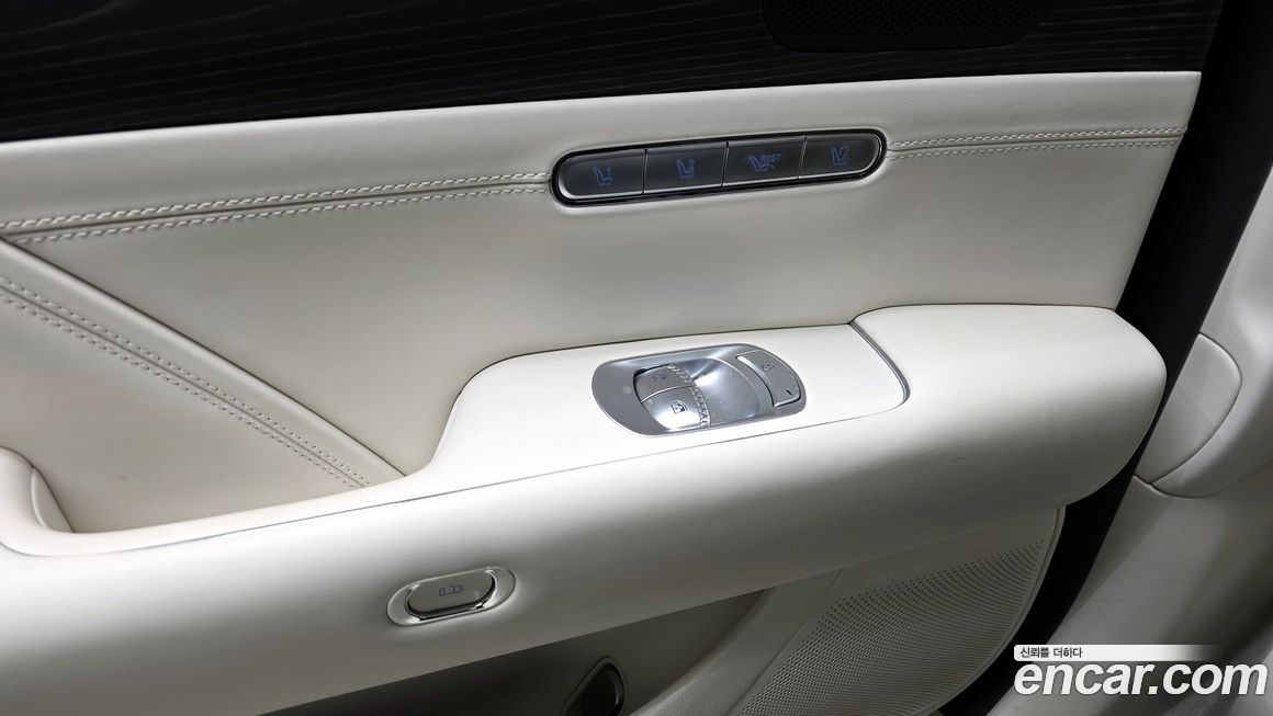 Genesis G90 2023