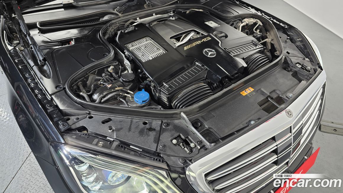 Mercedes-Benz S-Class 2020