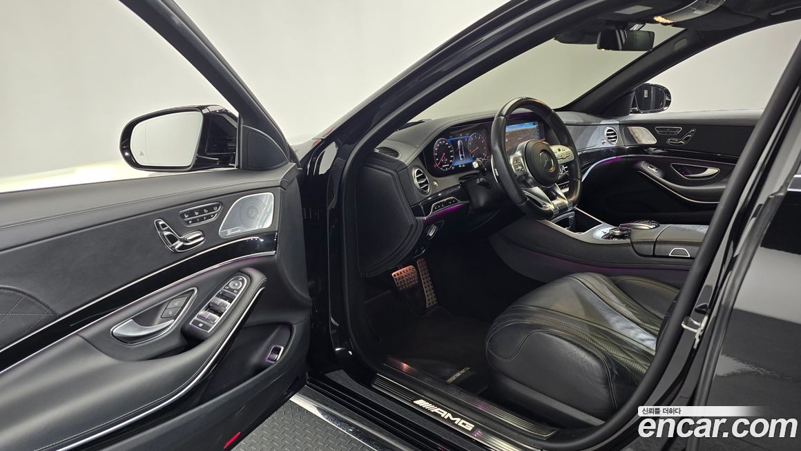 Mercedes-Benz S-Class 2020