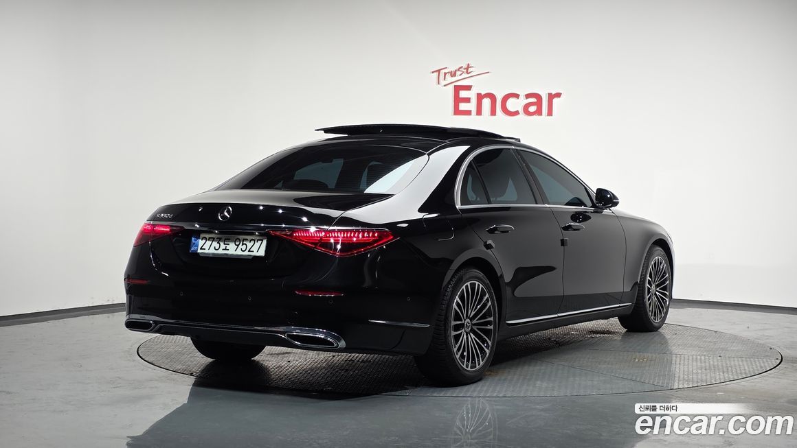 Mercedes-Benz S-Class 2022