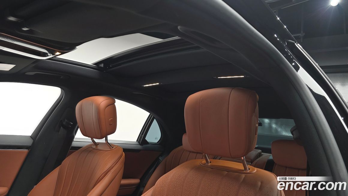Mercedes-Benz S-Class 2022