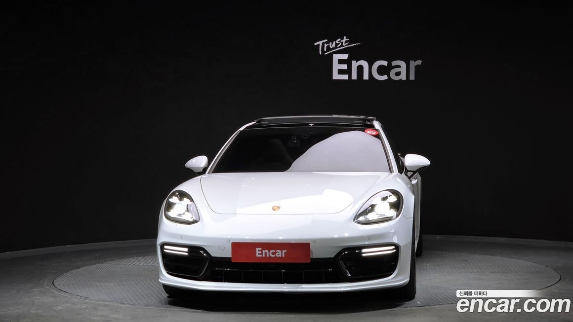 Porsche Panamera 2020