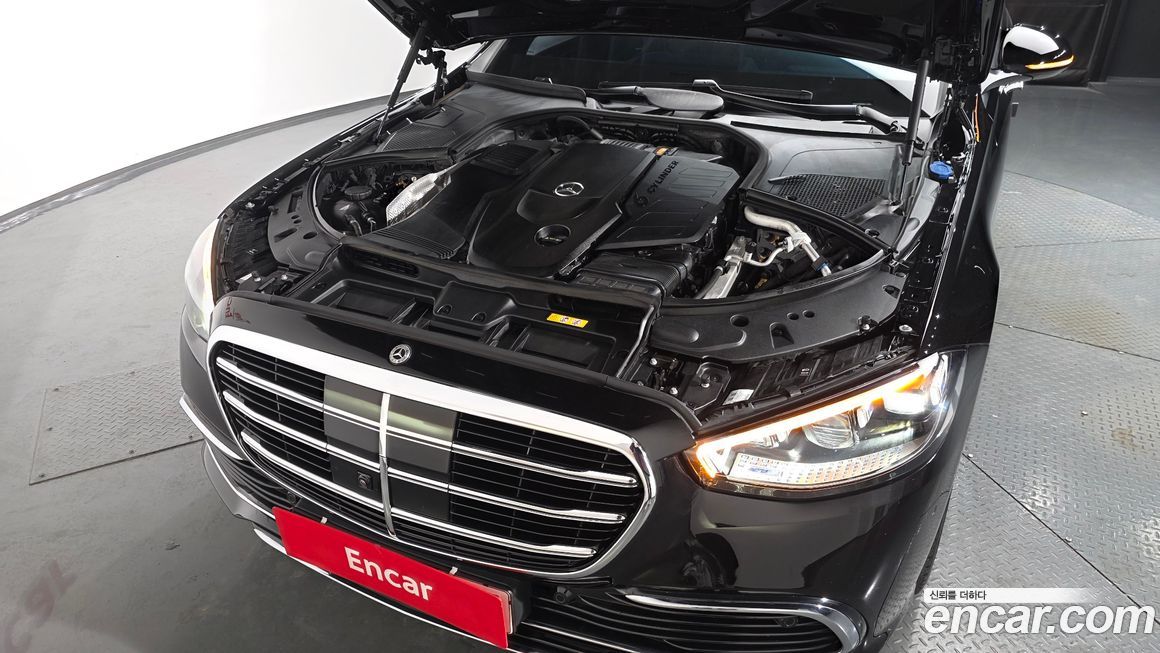 Mercedes-Benz S-Class 2022