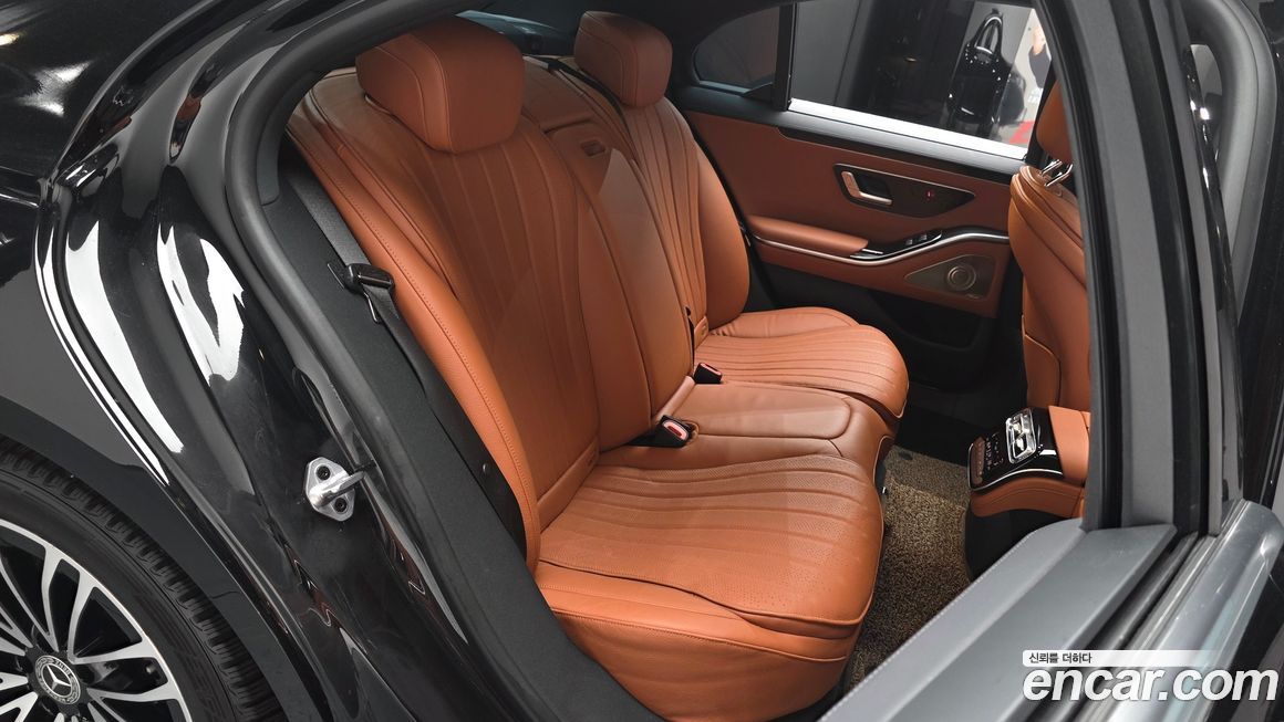 Mercedes-Benz S-Class 2022