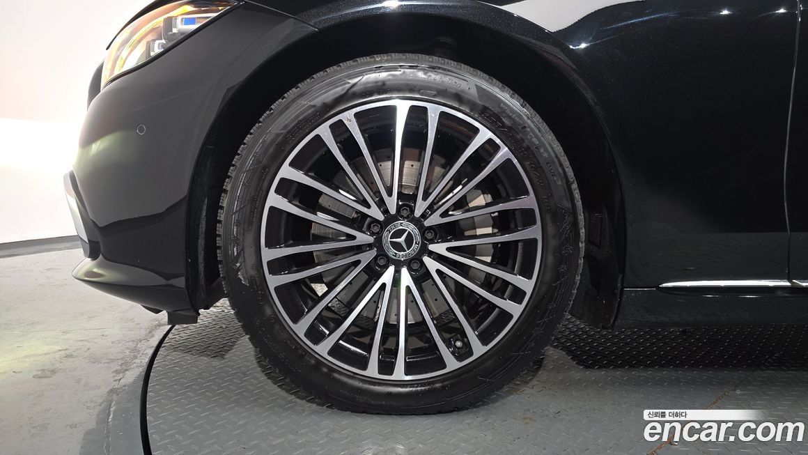 Mercedes-Benz S-Class 2022