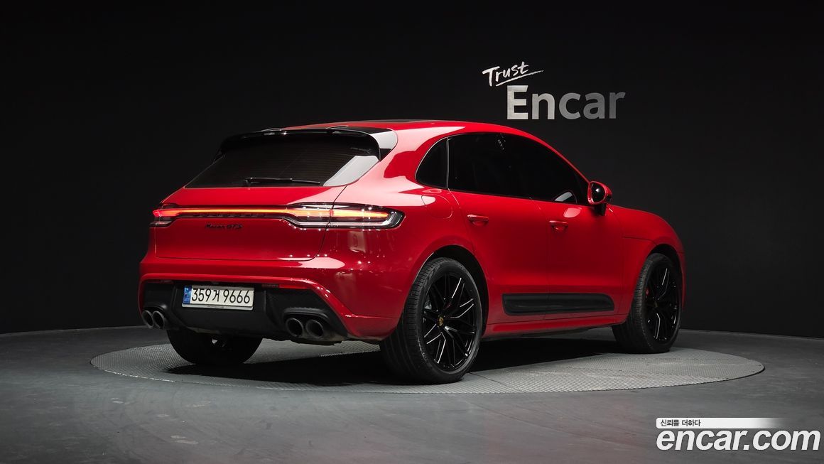 Porsche Macan 2022