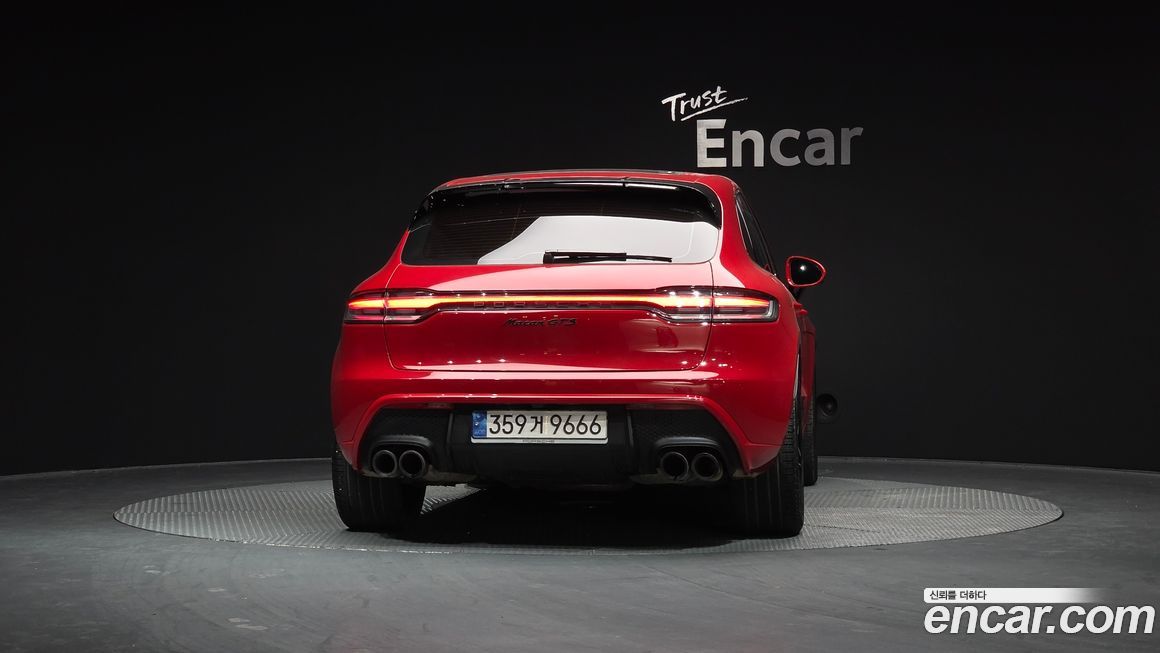 Porsche Macan 2022