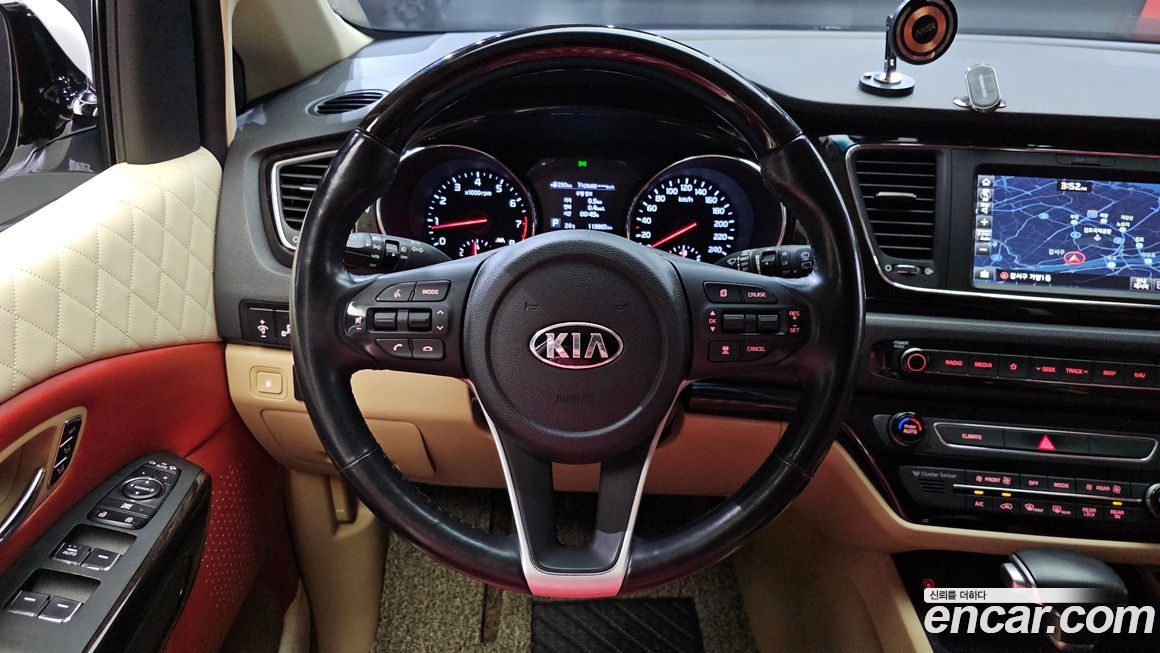 Kia Canival 2019