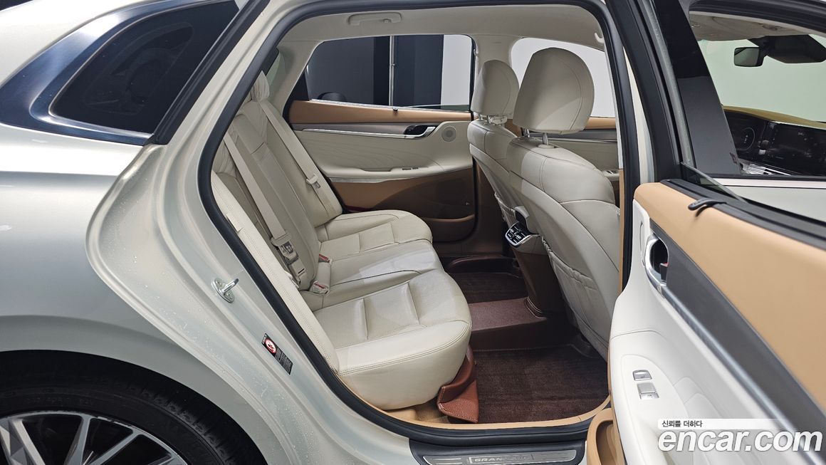 Hyundai Grandeur 2020