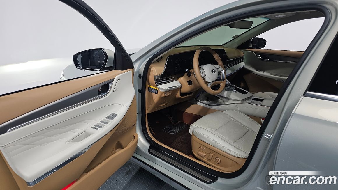 Hyundai Grandeur 2020