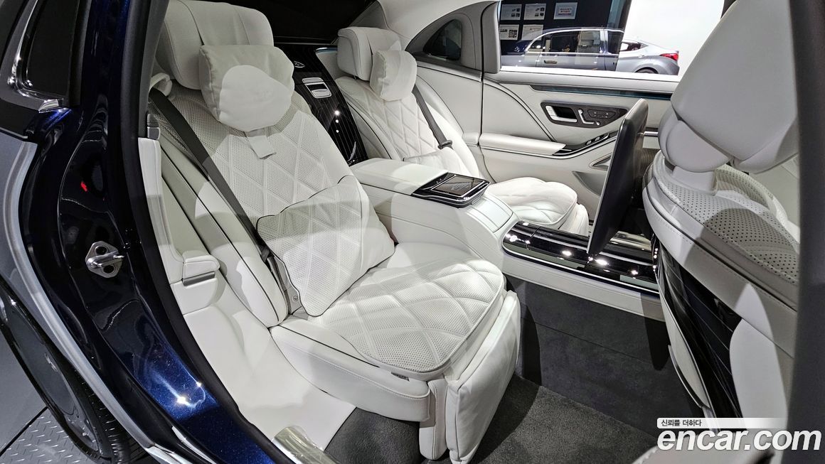 Mercedes-Benz S-Class 2022