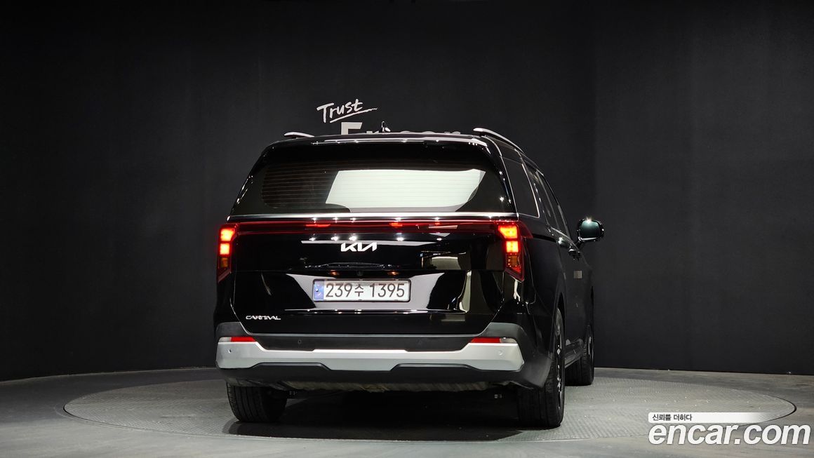 Kia Canival 2024
