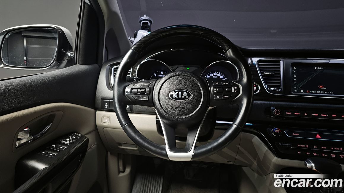 Kia Canival 2019