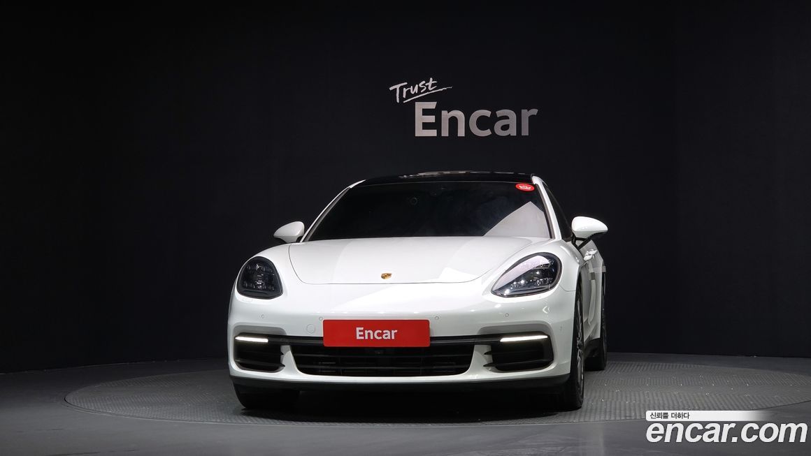 Porsche Panamera 2020