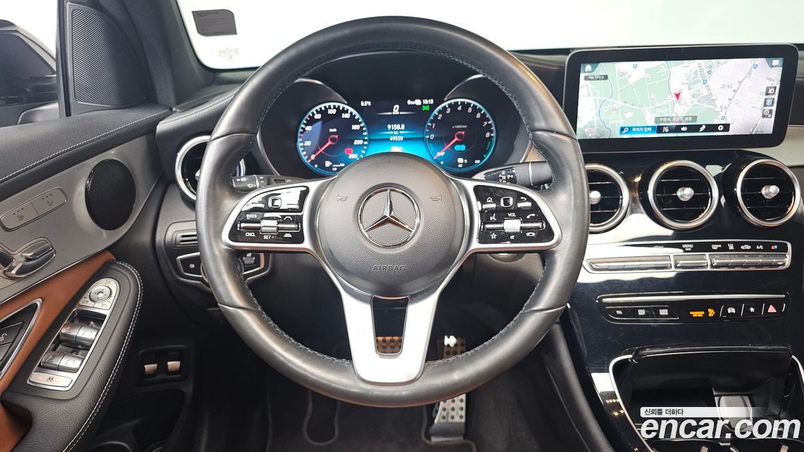 Mercedes-Benz GLC-Class 2022