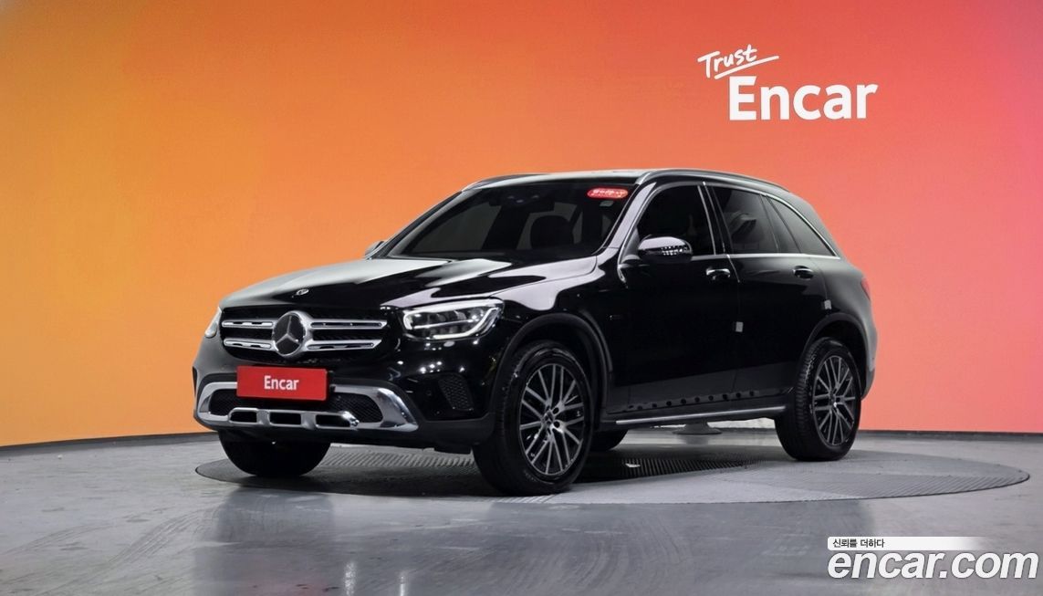 Mercedes-Benz GLC-Class 2021