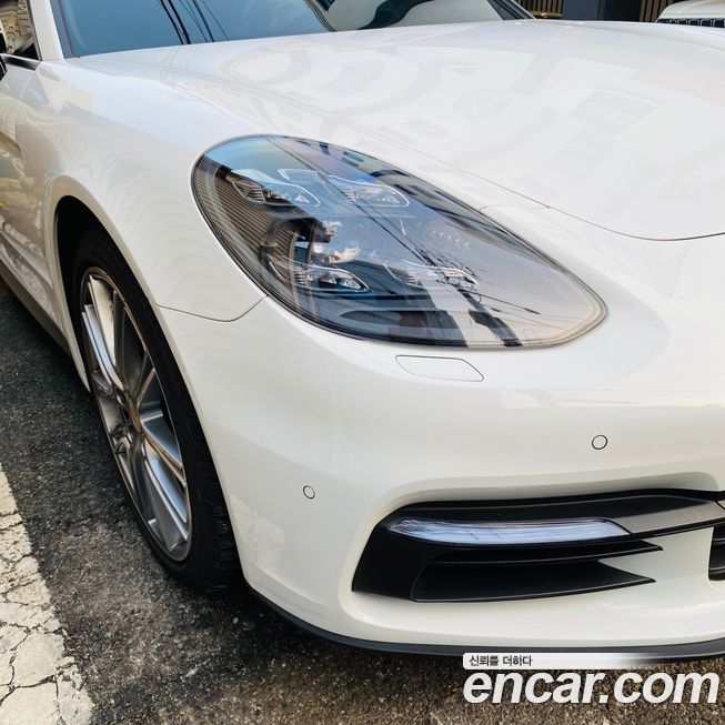 Porsche Panamera 2020